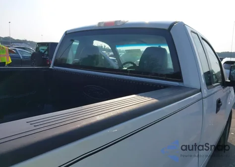 2006 Ford F-150 Stx/Xl/Xlt z USA, uszkodzony, nr VIN 1FTRF12226KD98027